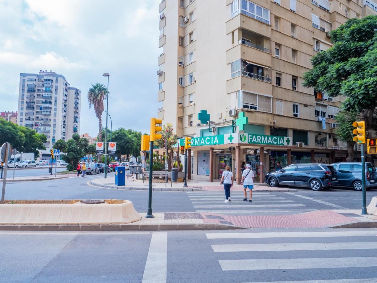 Cubo'S Urban Studio Turisbelen Малага Экстерьер фото